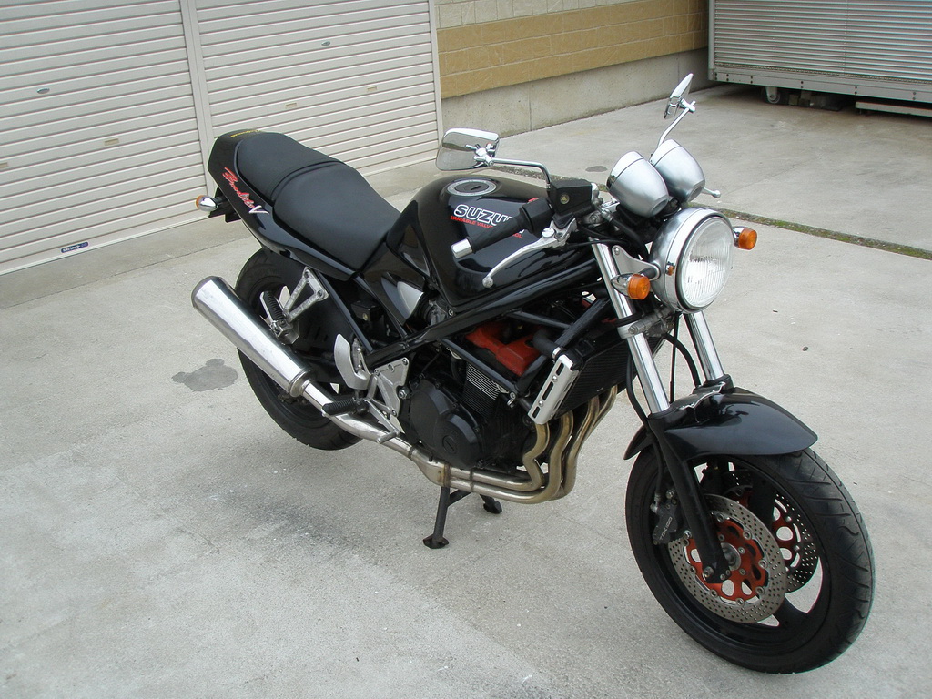 Купить мотоцикл Suzuki Bandit400V 1991 фото 5